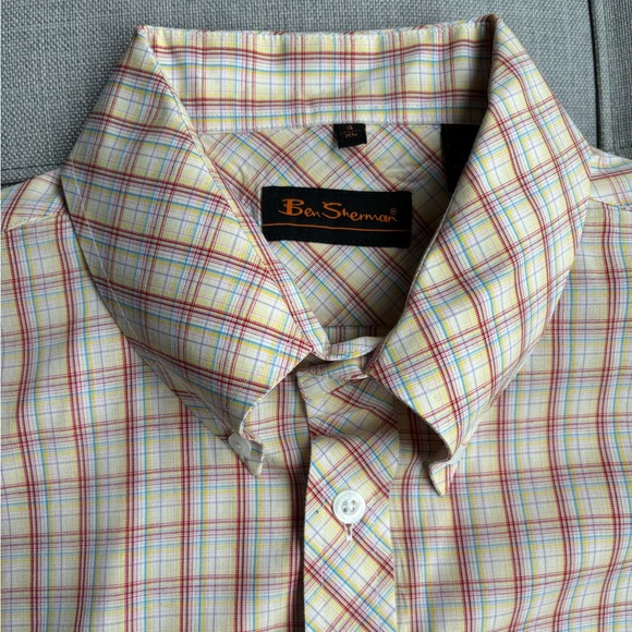 Ben Sherman Button Doen Short Sleeve Shirt - Picture 2 of 6